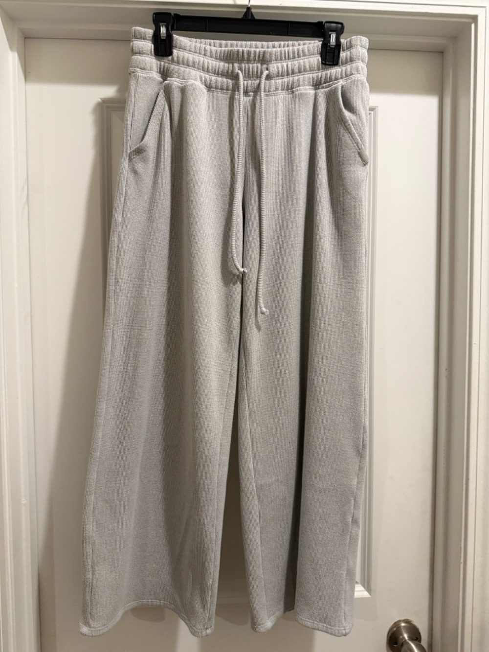 Gilly Hicks Light Gray Wide-Leg Drawstring Sweatpants